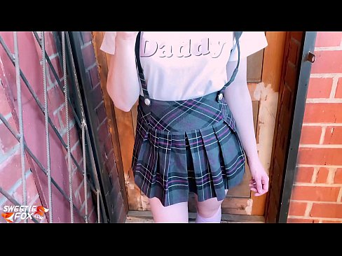 ❤️ Skolniece dziļi sūc savu locekli un nodarbību vietā dīdās. ❤️ Porno pie lv.makesexnotwar.ru ☑
