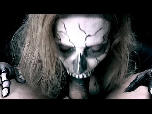 ❤️ Demoniska meitene sūc locekli ar savu melno muti un norij spermu. ❤️ Porno pie lv.makesexnotwar.ru ☑